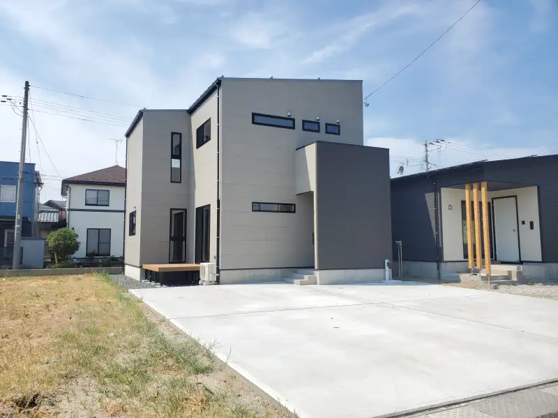 聖籠Ａ建売外観